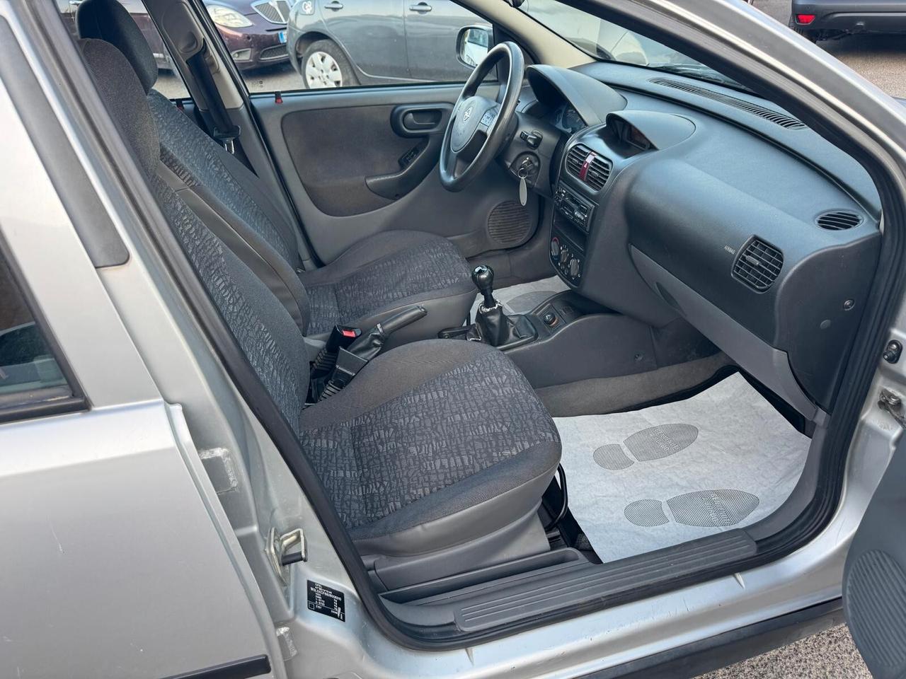 Opel Corsa 1.2 BENZ 75CV 5P UNIPRO 2002