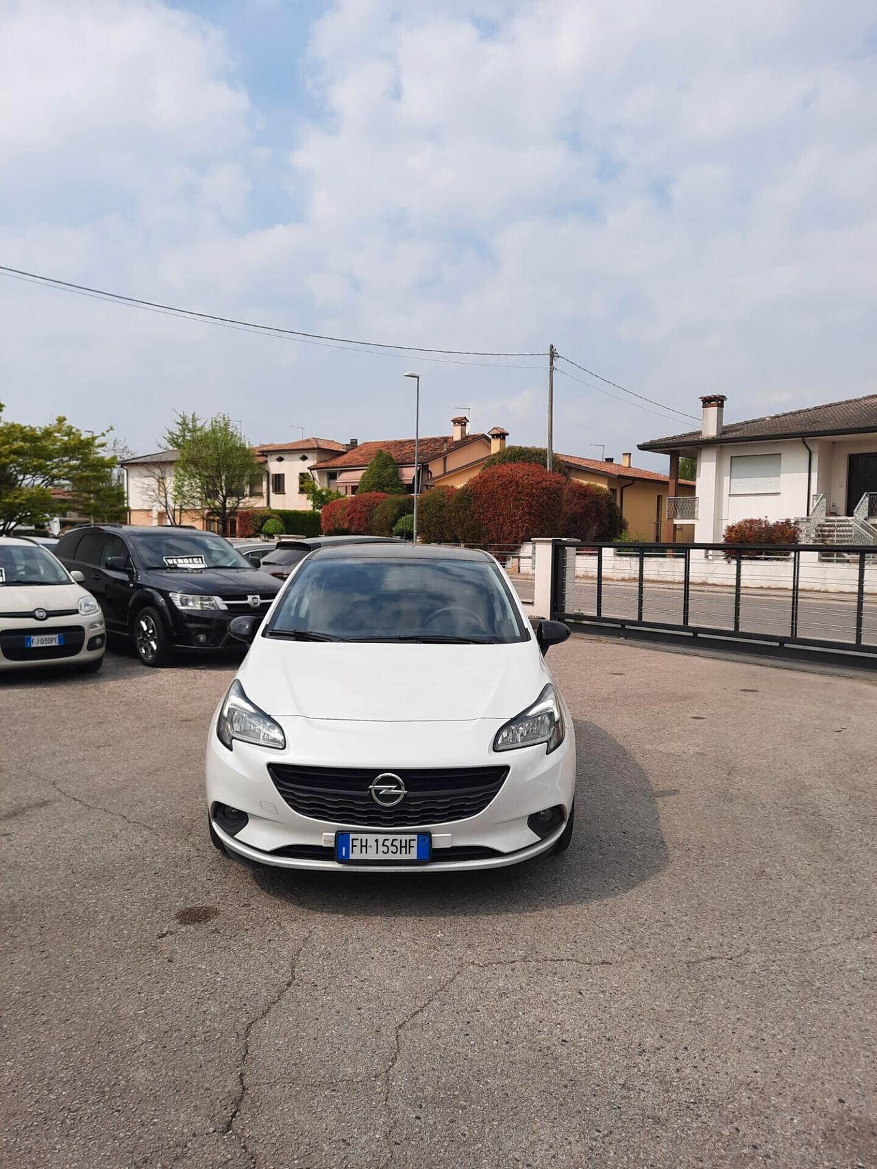 Opel Corsa 1.2 5 porte Innovation OK NEOPATENTATI