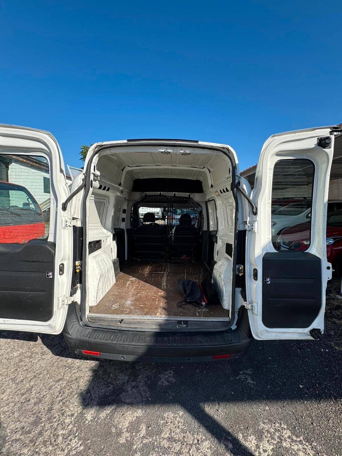 Fiat Doblo Doblò 1.6 MJT MTA PL-TA Cargo Maxi XL Lamierato SX E5+