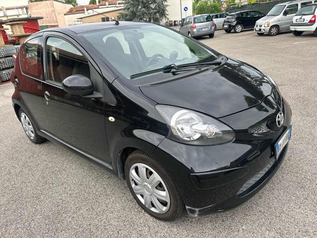 TOYOTA Aygo Stupenda Bellissima 1.0 12V VVT-i 5P Sol