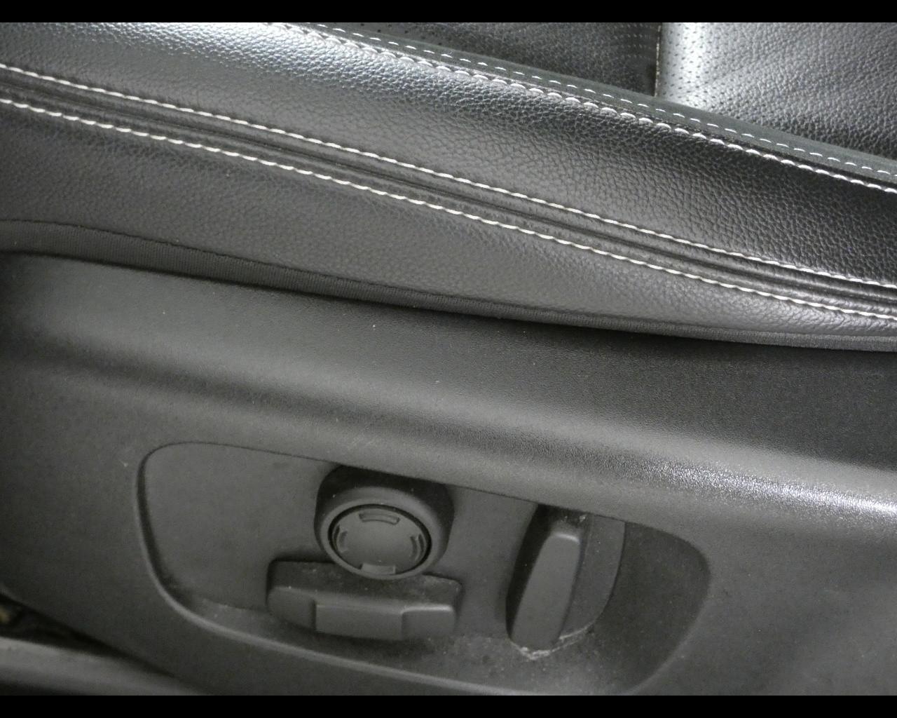 LAND ROVER Range Rover Velar - Range Rover Velar 2.0D I4 204 CV R-Dynam