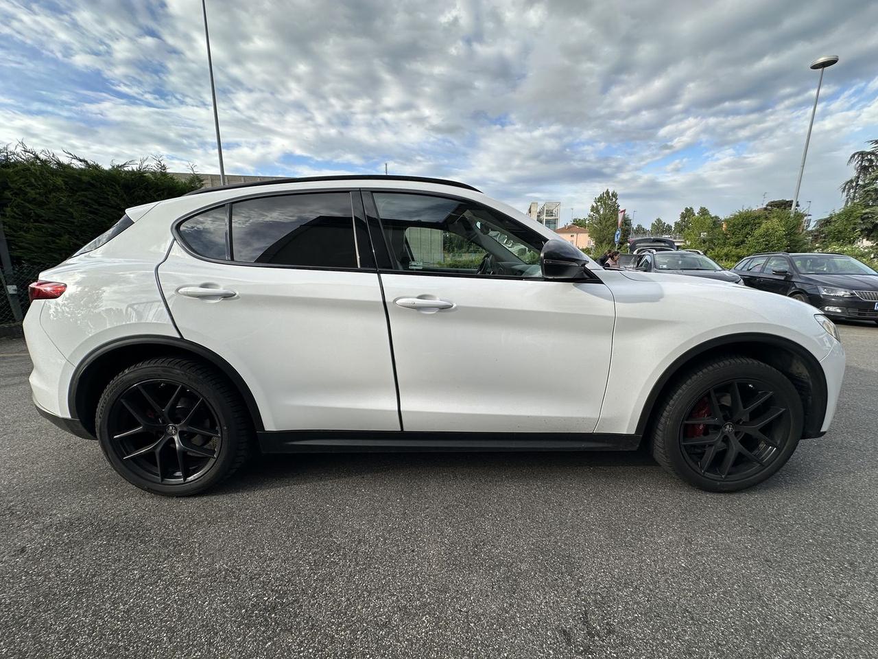 Alfa Romeo Stelvio B-Tech 2.2