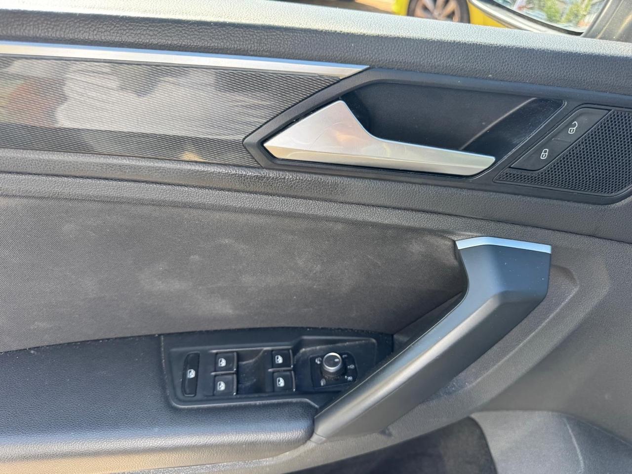 Volkswagen Tiguan 2.0 TDI SCR 4MOTION Sport BlueMotion Technology