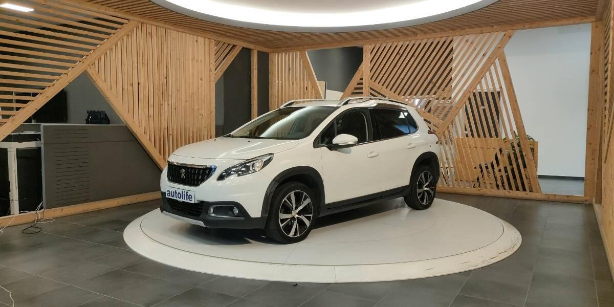 Peugeot 2008 1.5 bluehdi Allure s&s 100cv my19