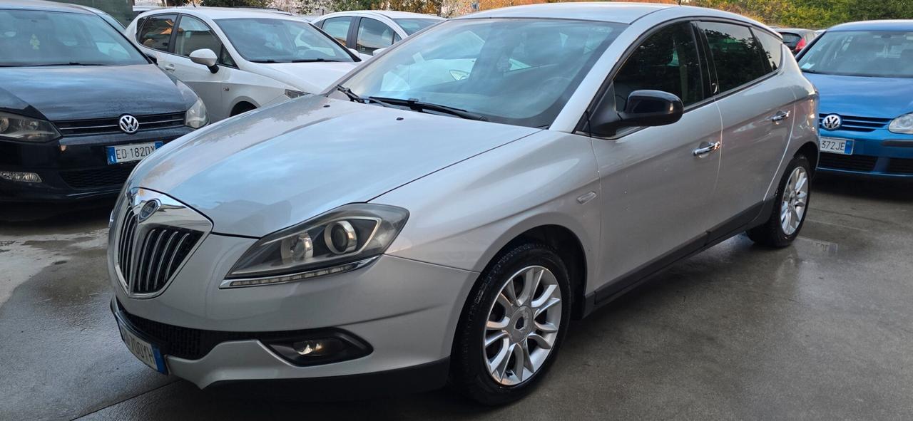 Lancia Delta 1.6 MJT DPF Silver