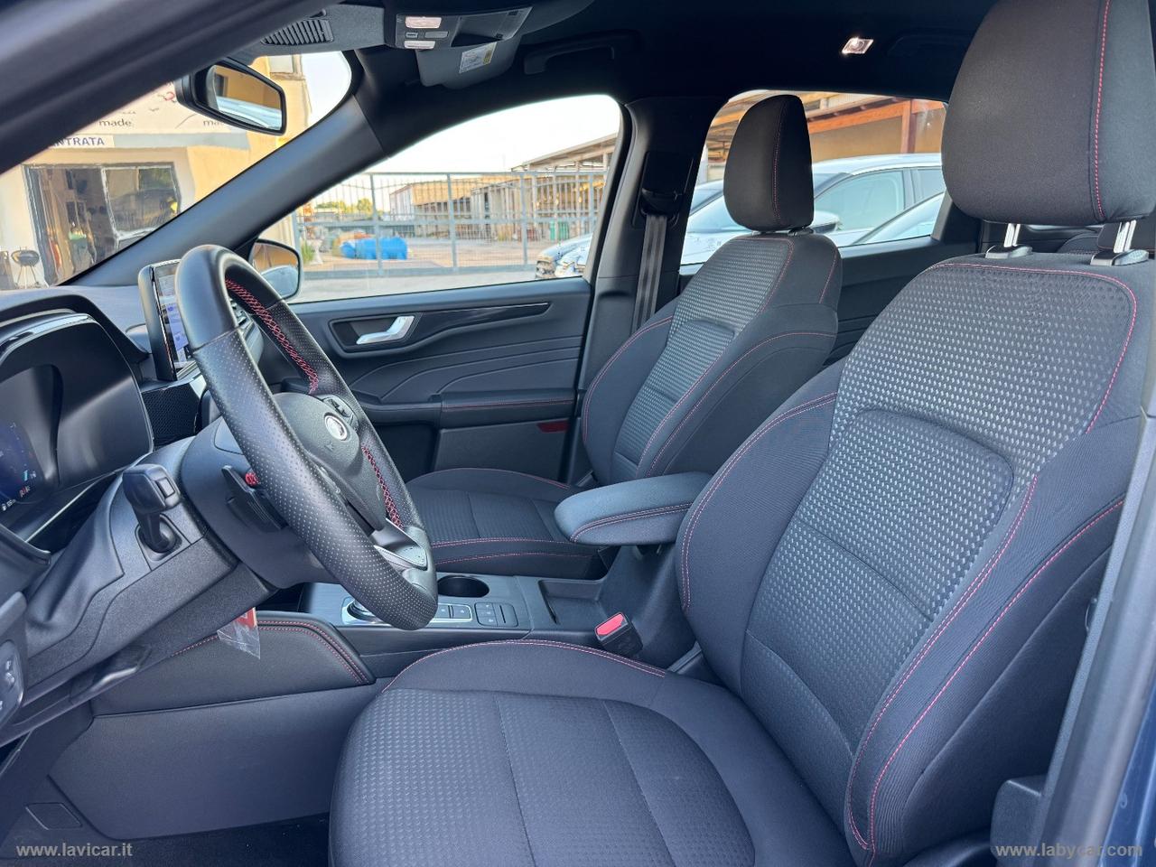 FORD Kuga 1.5 EcoBl. 120 CV aut.2WD ST-L.Des.