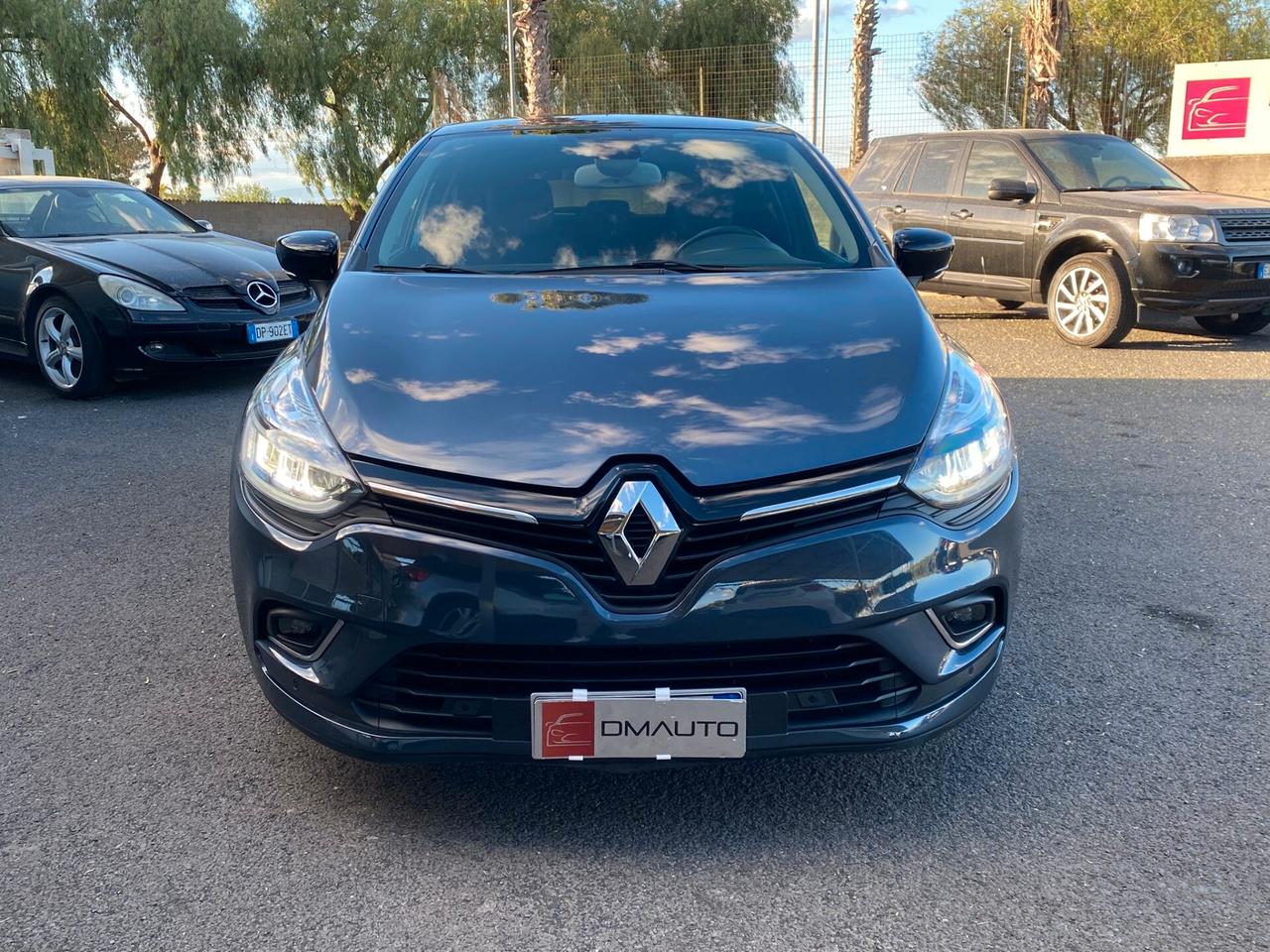 Renault Clio dCi 8V 90 CV 5 porte Moschino Intens