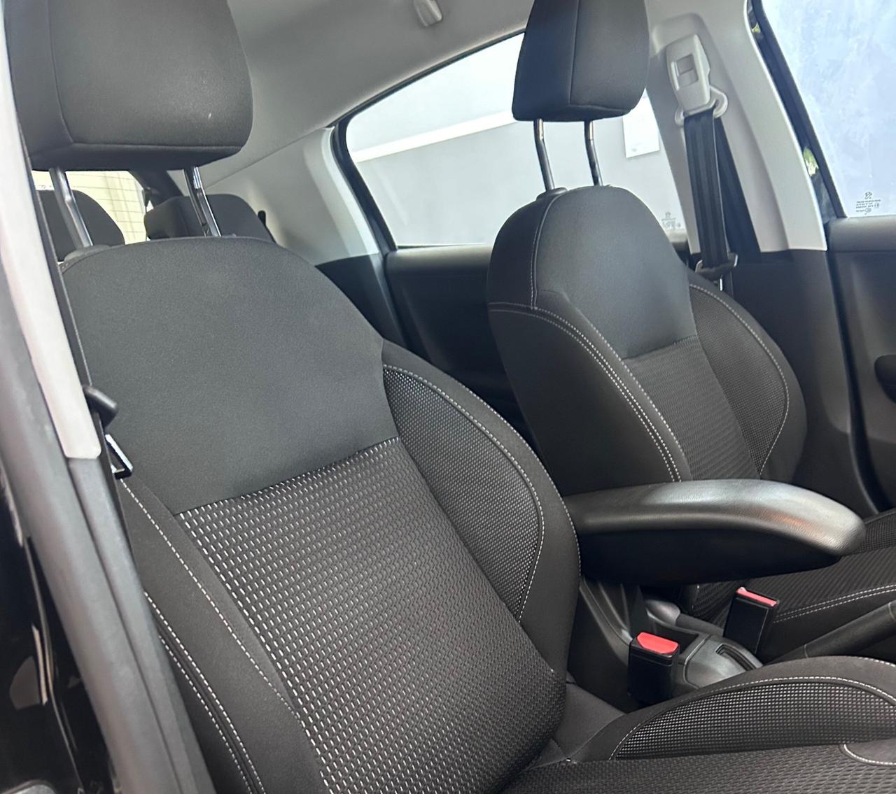 Peugeot 208 PureTech 82 5 porte Allure