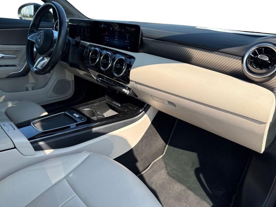 Mercedes CLA 180 180 D Progressive Advanced 8G-DCT