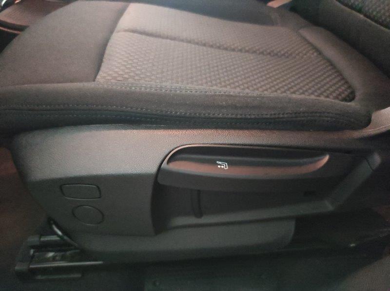 BMW X1 (F48) - X1 xDrive25e Business Advantage