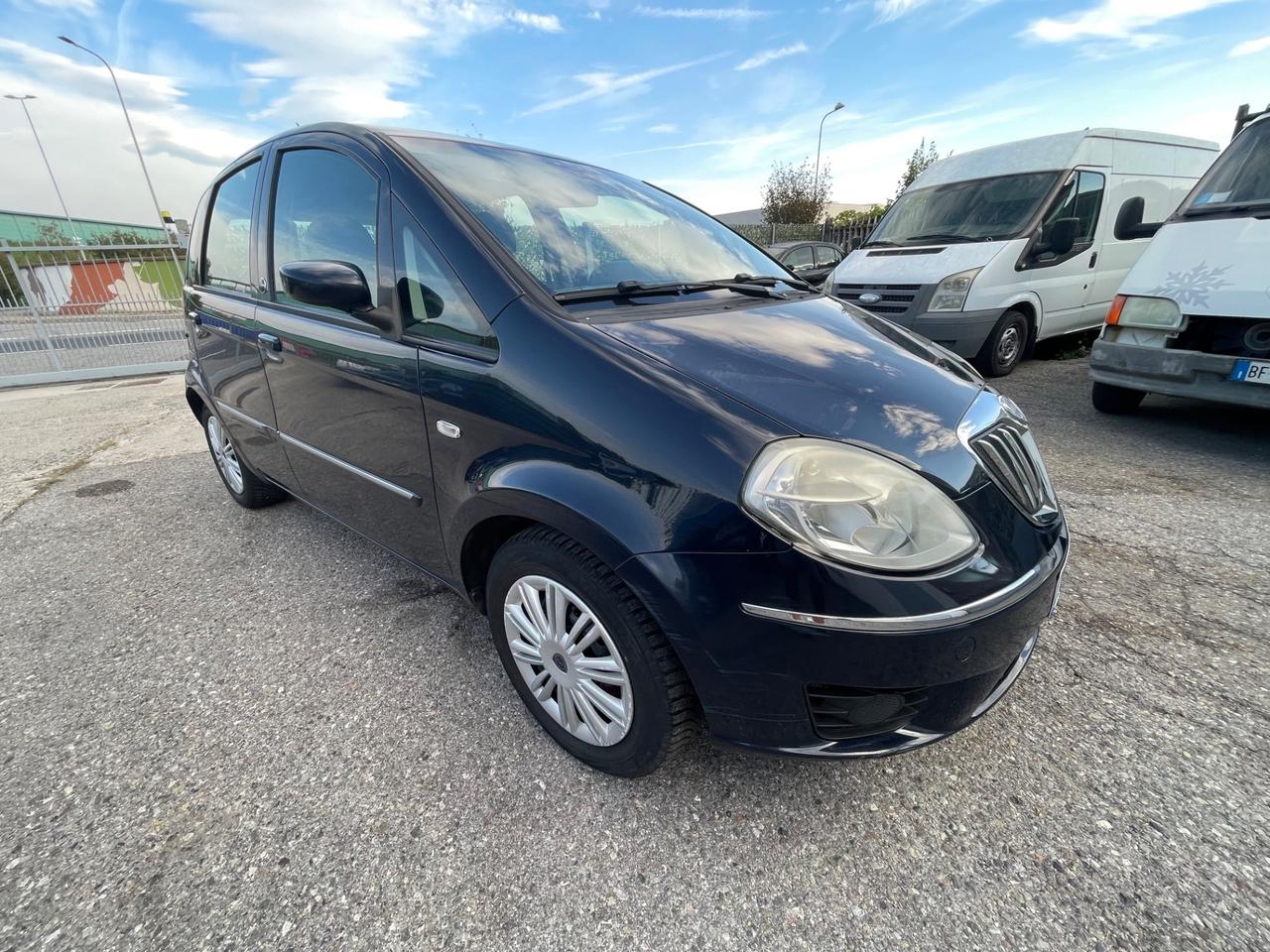 Lancia MUSA 1.4 Argento Ecochic GPL