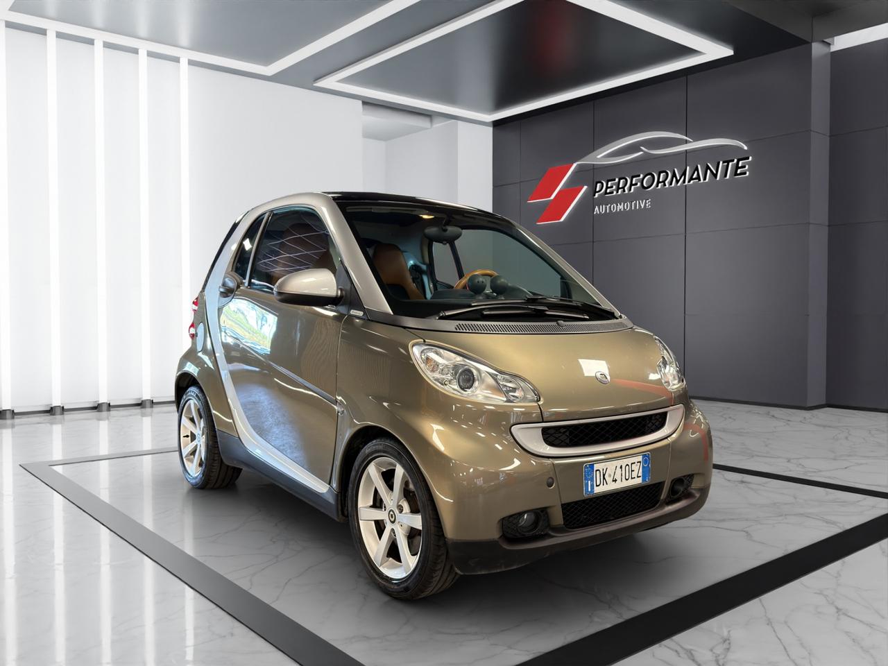 Smart fortwo coupe Fortwo 1.0 Pulse 71cv LIMITED ONE