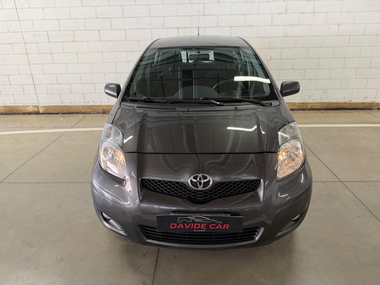 Toyota Yaris 1.0 5 porte Sol