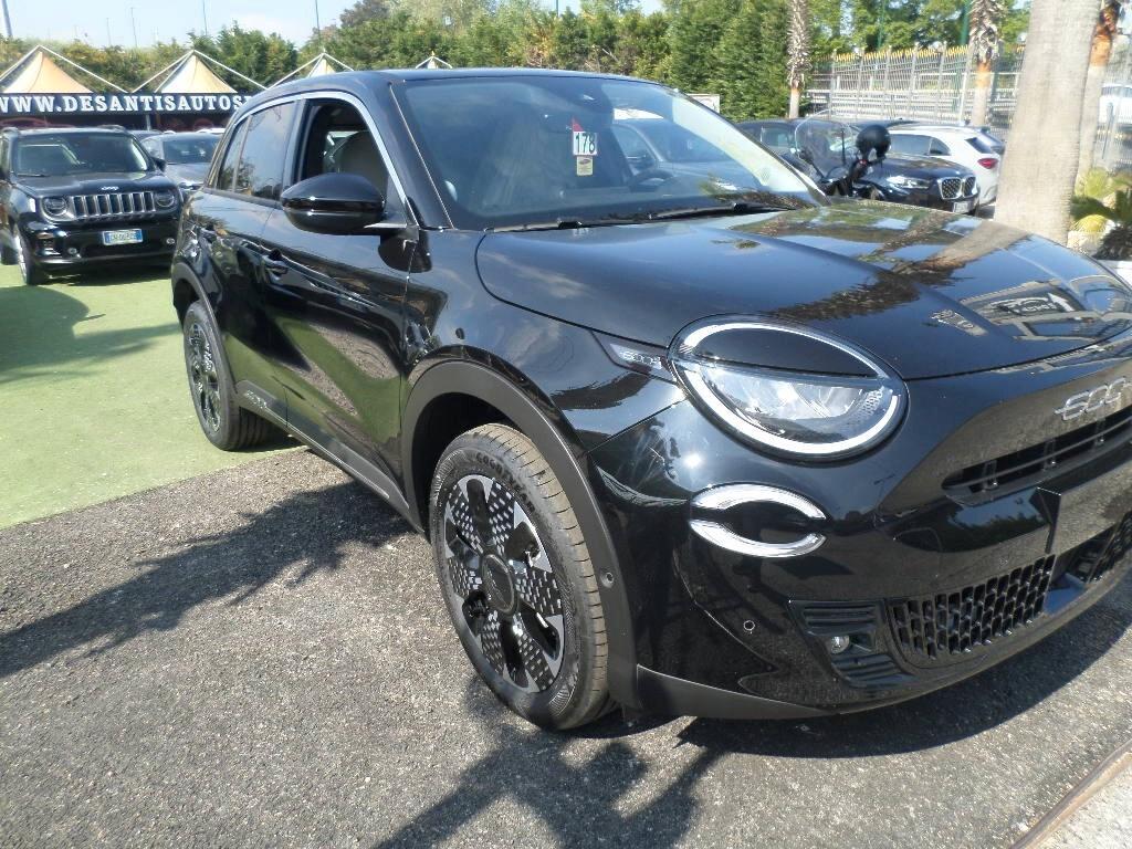 Fiat 600 Hybrid 110 CV DCT MHEV La Prima