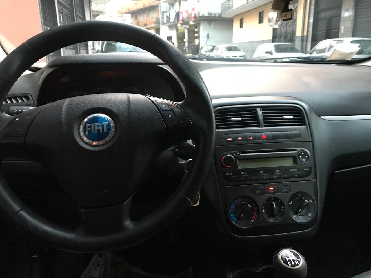 Fiat Grande Punto 1.3mljt NEOPATENTATI CHIAMA
