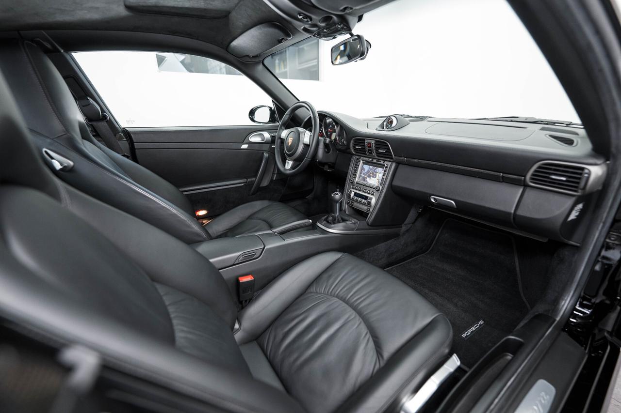 Porsche 911 Carrera cat Coupé--ASI--