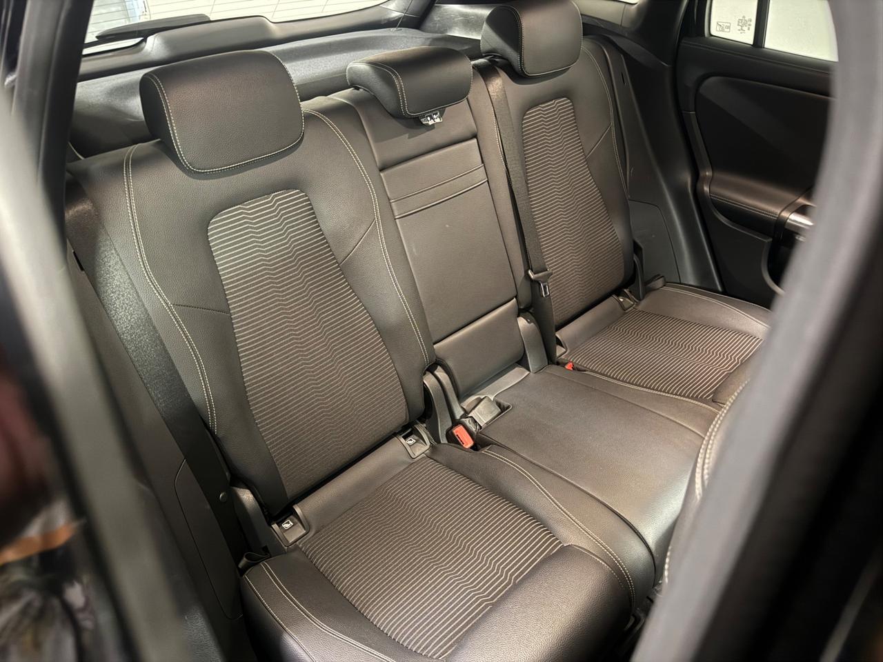 Mercedes-benz GLA 200 Automatic Executive