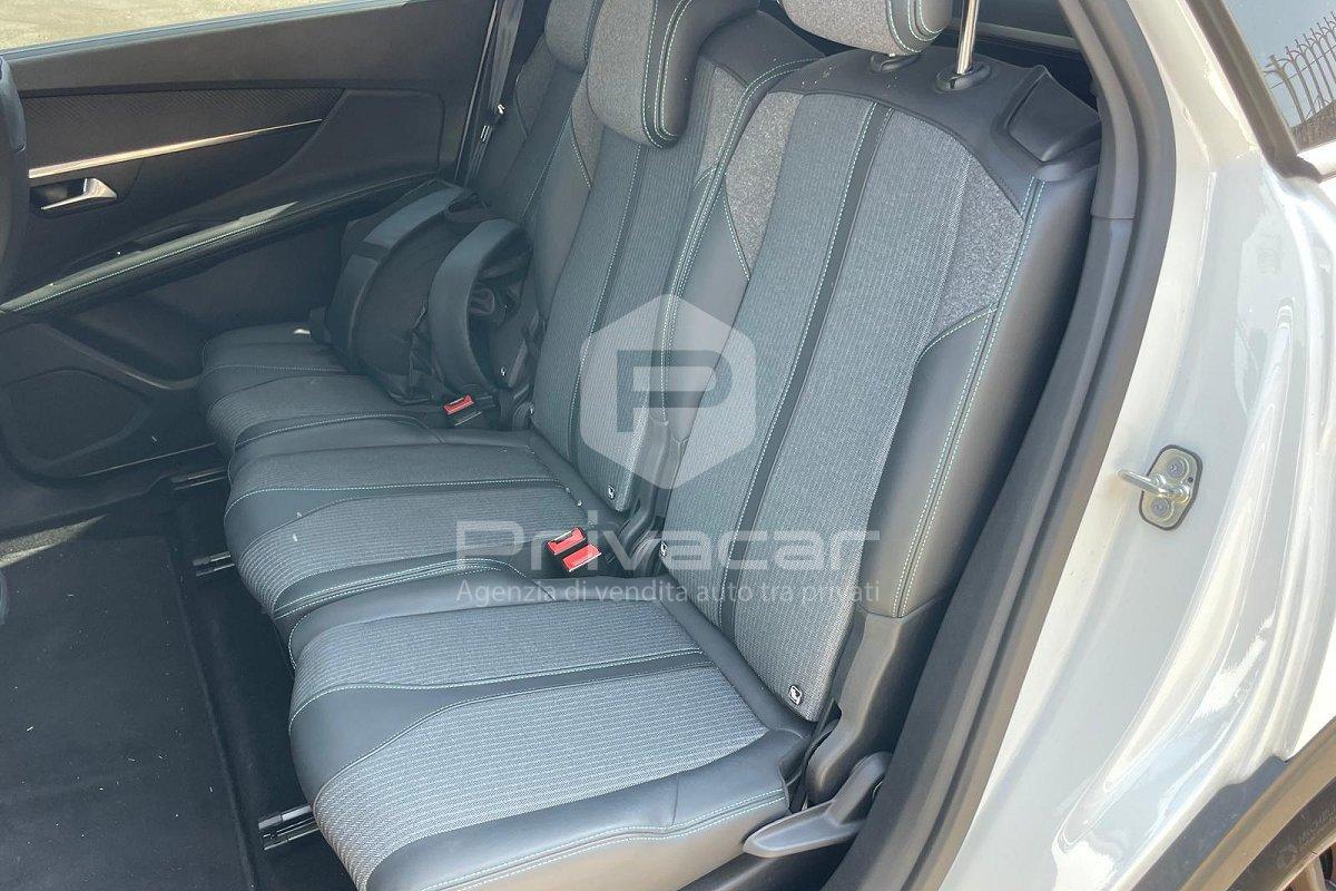 PEUGEOT 5008 BlueHDi 130 S&S EAT8 Active Pack
