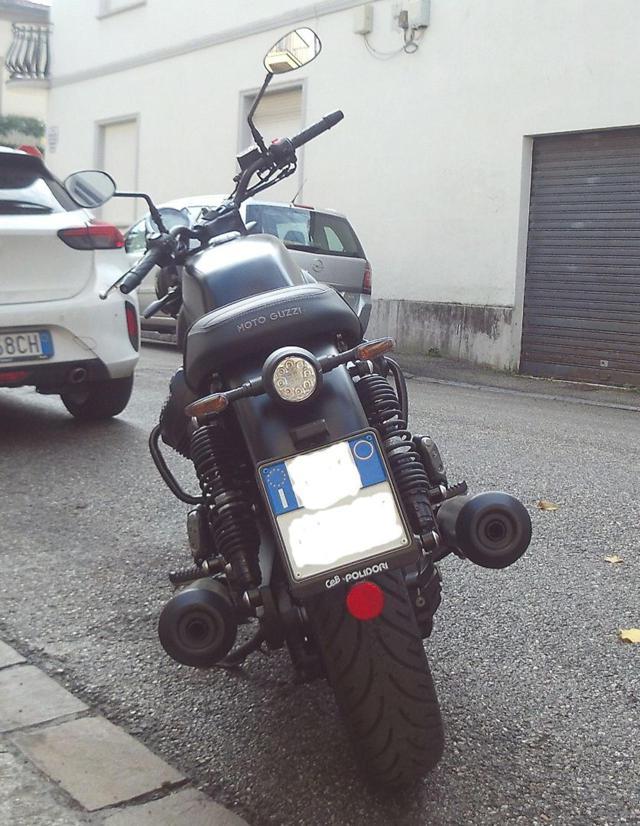 MOTO GUZZI V7 Stone S