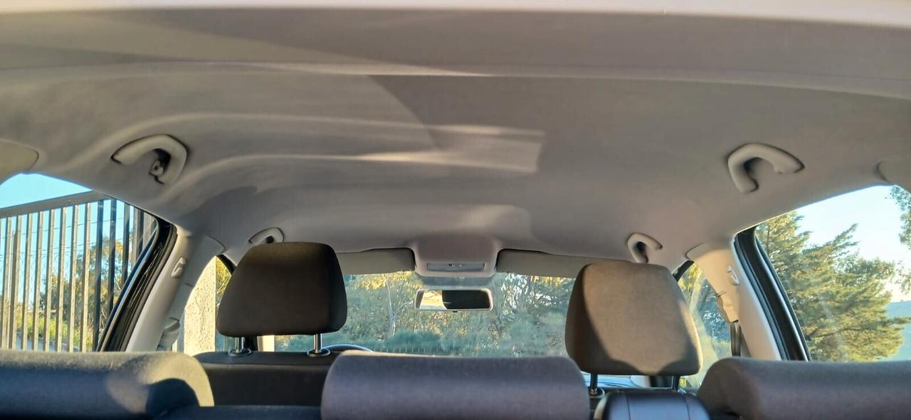 Volkswagen Polo 1.0 MPI 5P Trendline - 2014