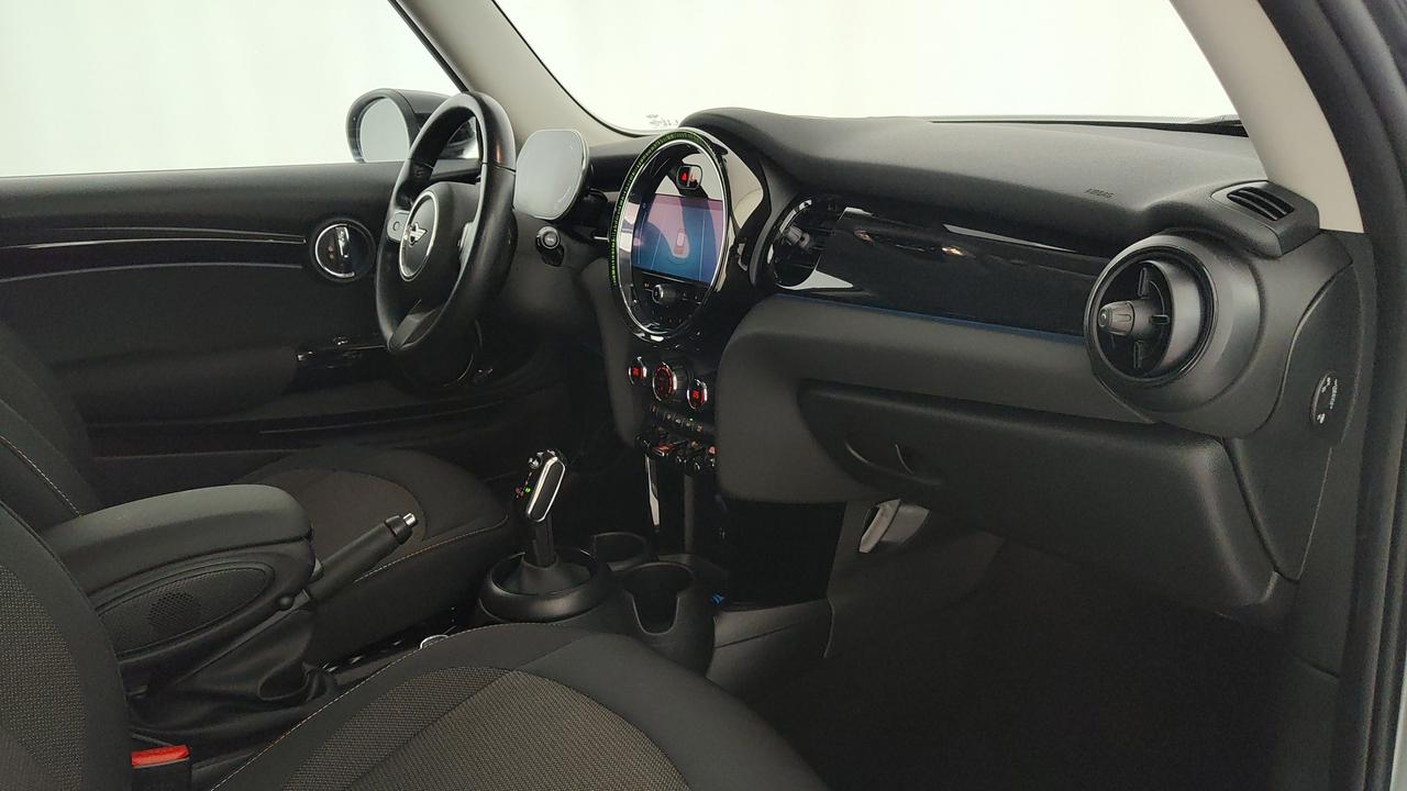 MINI Mini IV F56 2021 3p - Mini 3p 1.5 Cooper Classic auto