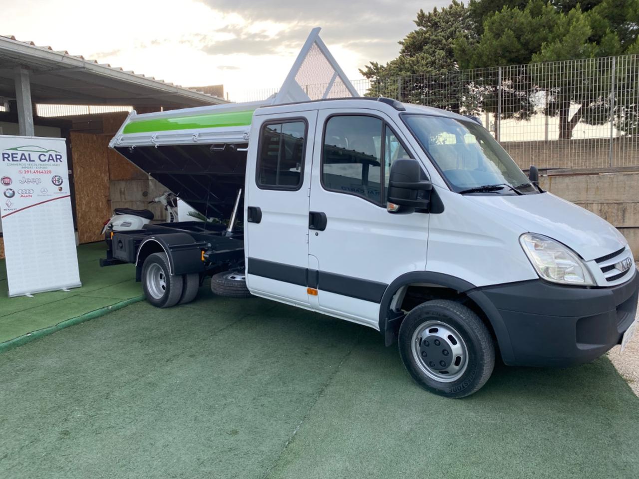 Iveco Daily 35C15 Posti 7 Ribaltabile Trilaterale