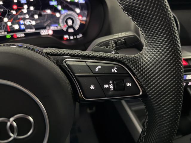 AUDI Q2 35 TDI S tronic S line Edition