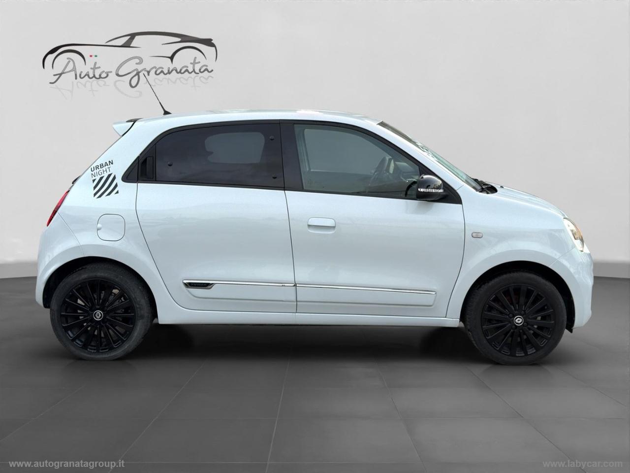 RENAULT Twingo SCe 65 CV Urban Night PARI NUOVO!