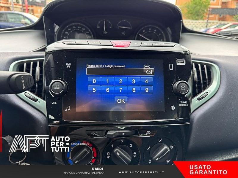 Lancia Ypsilon Ypsilon 1.0 firefly hybrid Platino s&s 70cv