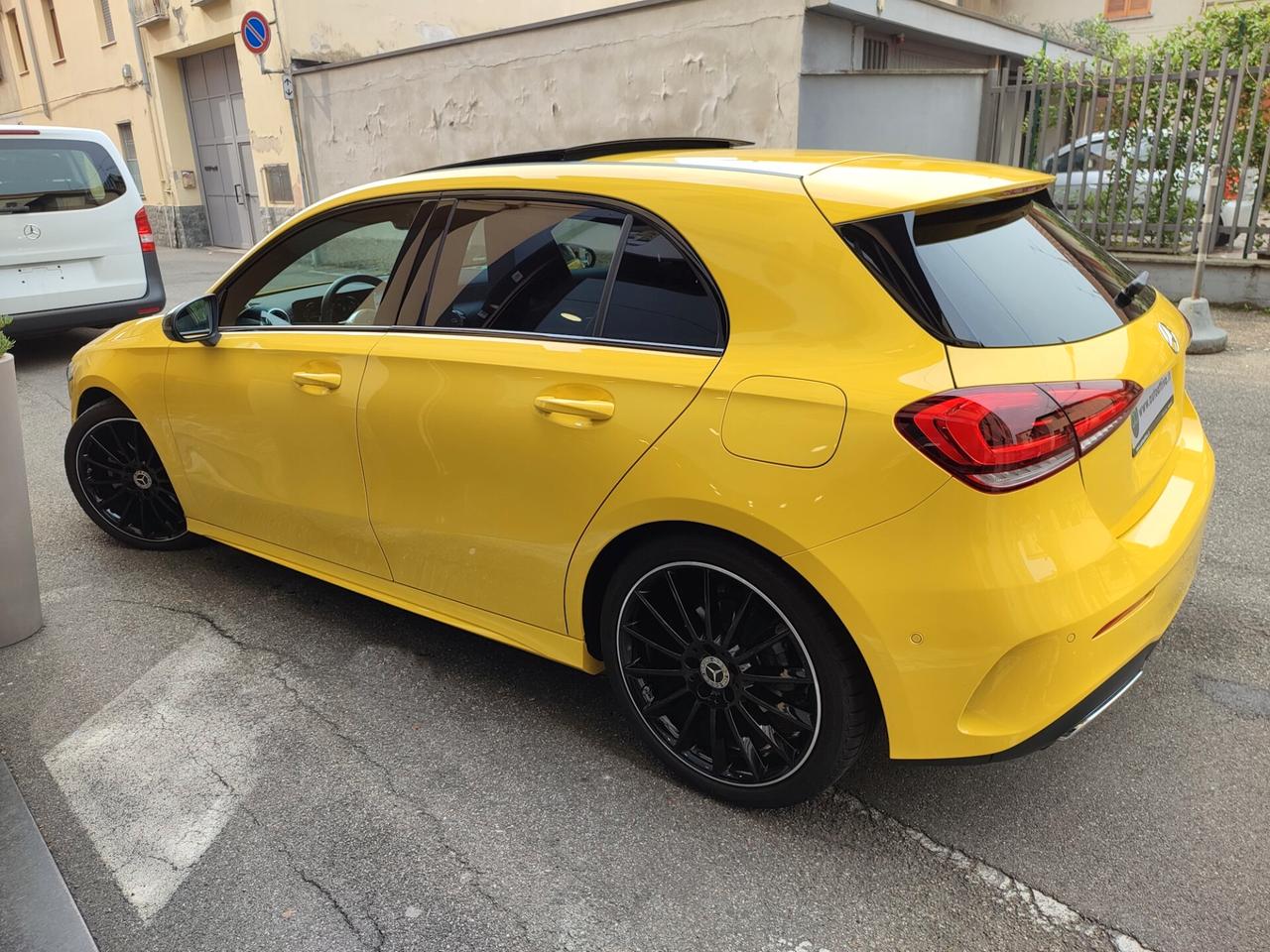 Mercedes-benz A 200 Automatic Premium AMG Tetto/19/Mbux realtà aumentata