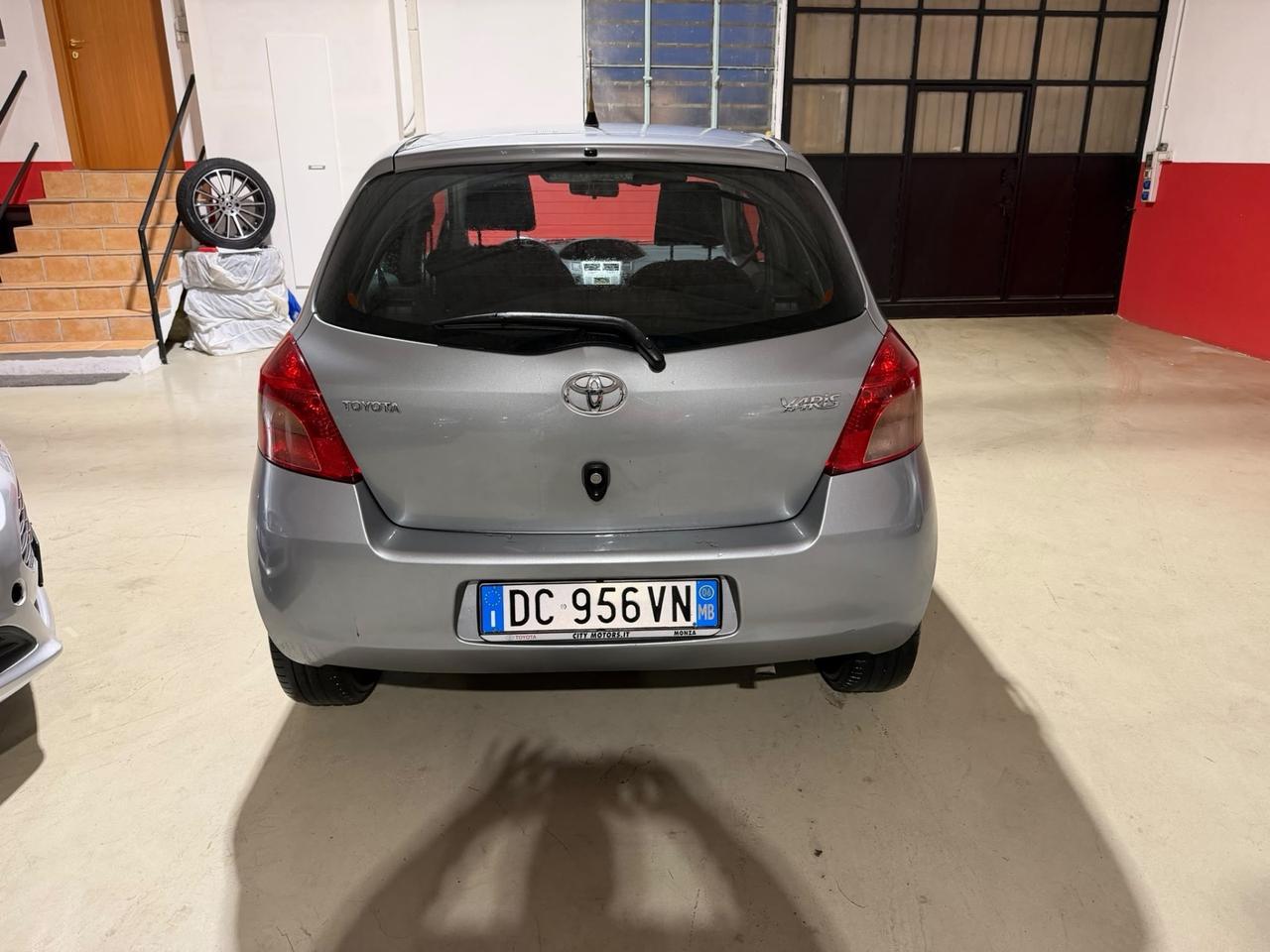 Toyota Yaris 1.3 5 porte Sol