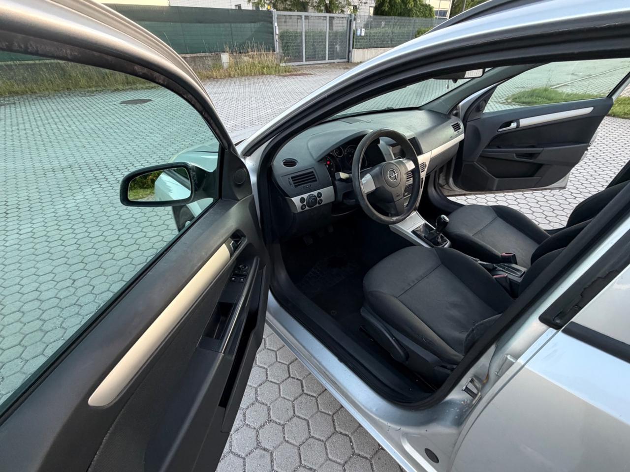 Opel Astra 1.3 CDTI Station Wagon Club