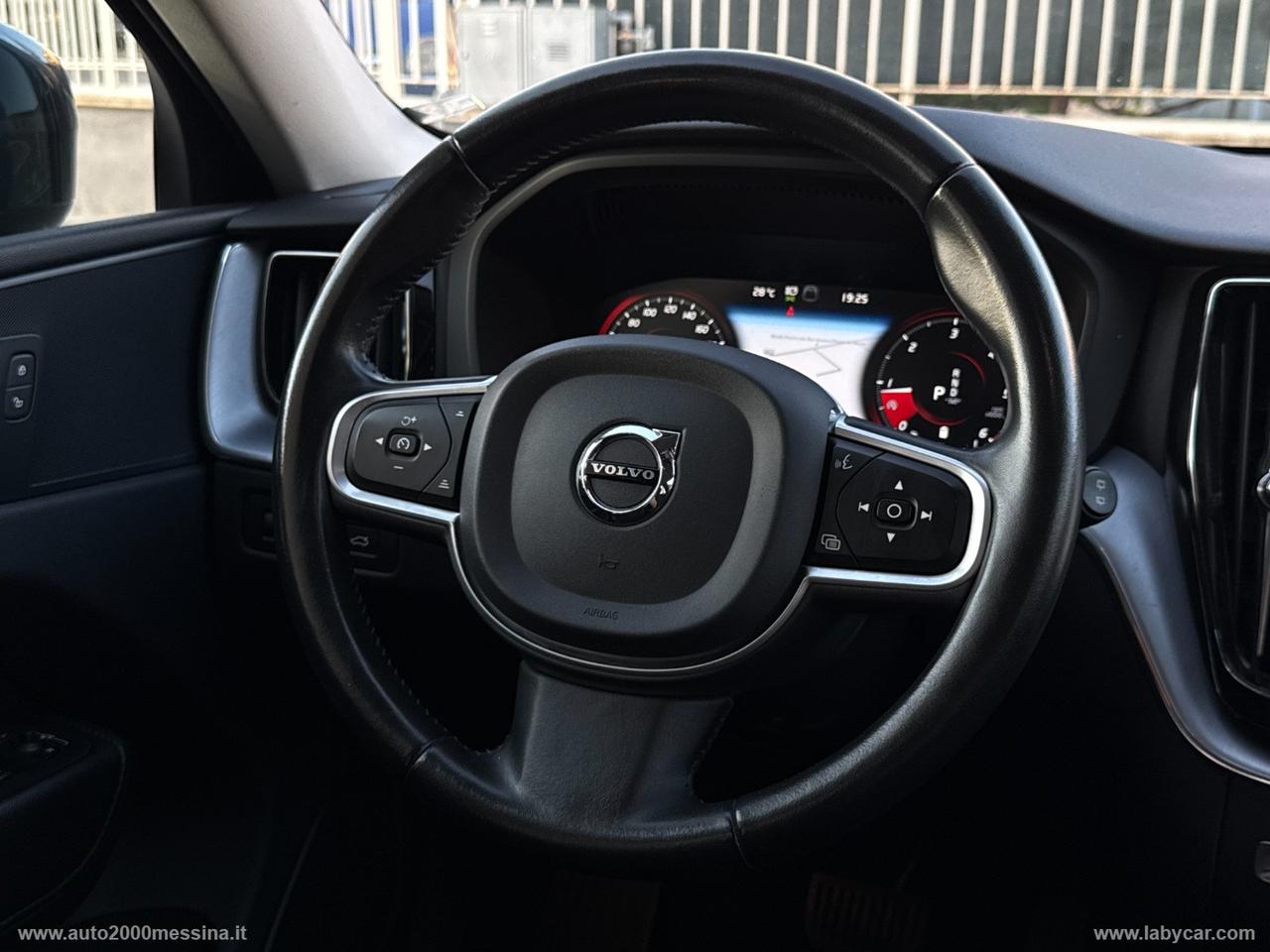 VOLVO XC60 B4