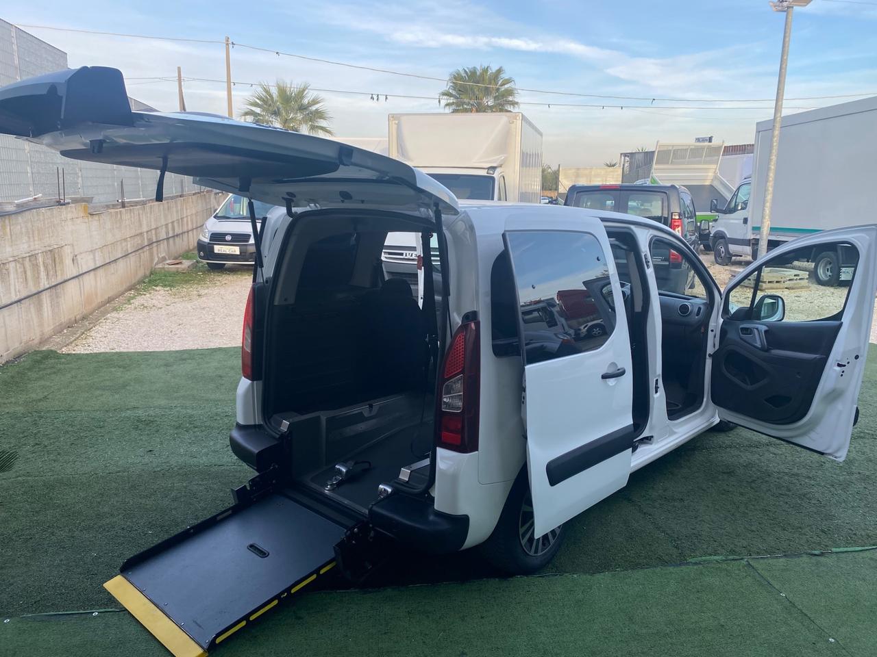 Peugeot Partner 1.6 HDI Pedana Disabile 2015