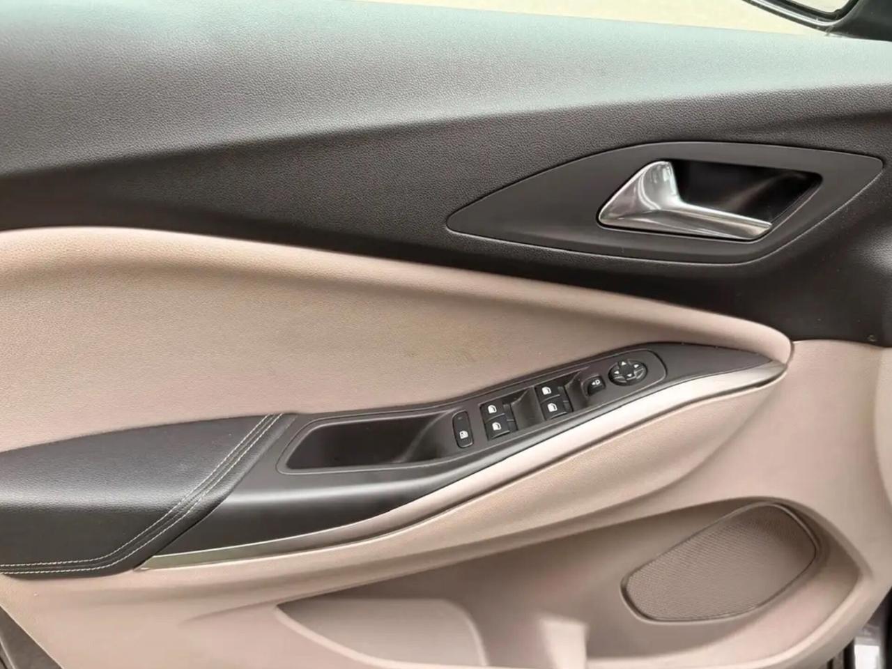 Opel Grandland X 1.5 diesel Ecotec Start&Stop Business