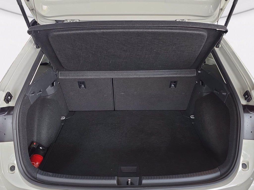 VOLKSWAGEN Taigo 1.0 tsi life 110cv del 2023