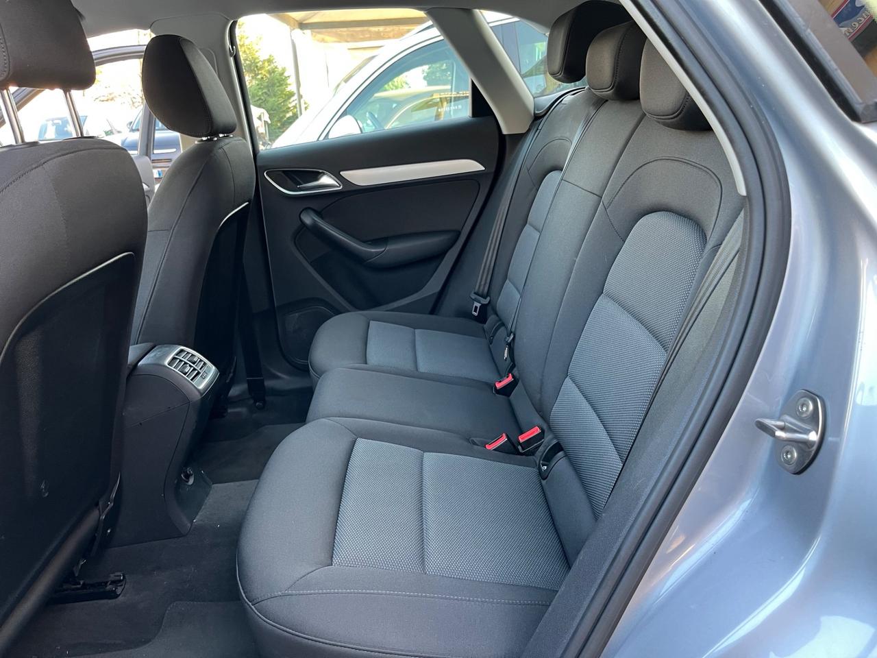 Audi Q3 2.0 TDI 150 CV Business