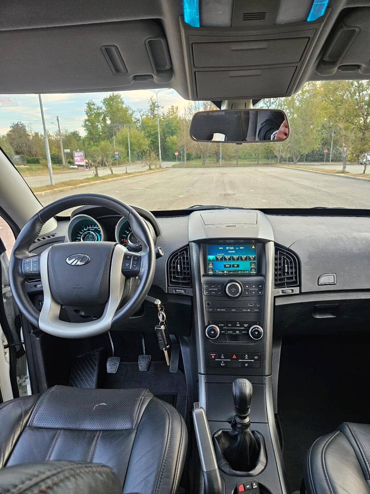 Mahindra XUV500 TRAZIONE INTEGRALE