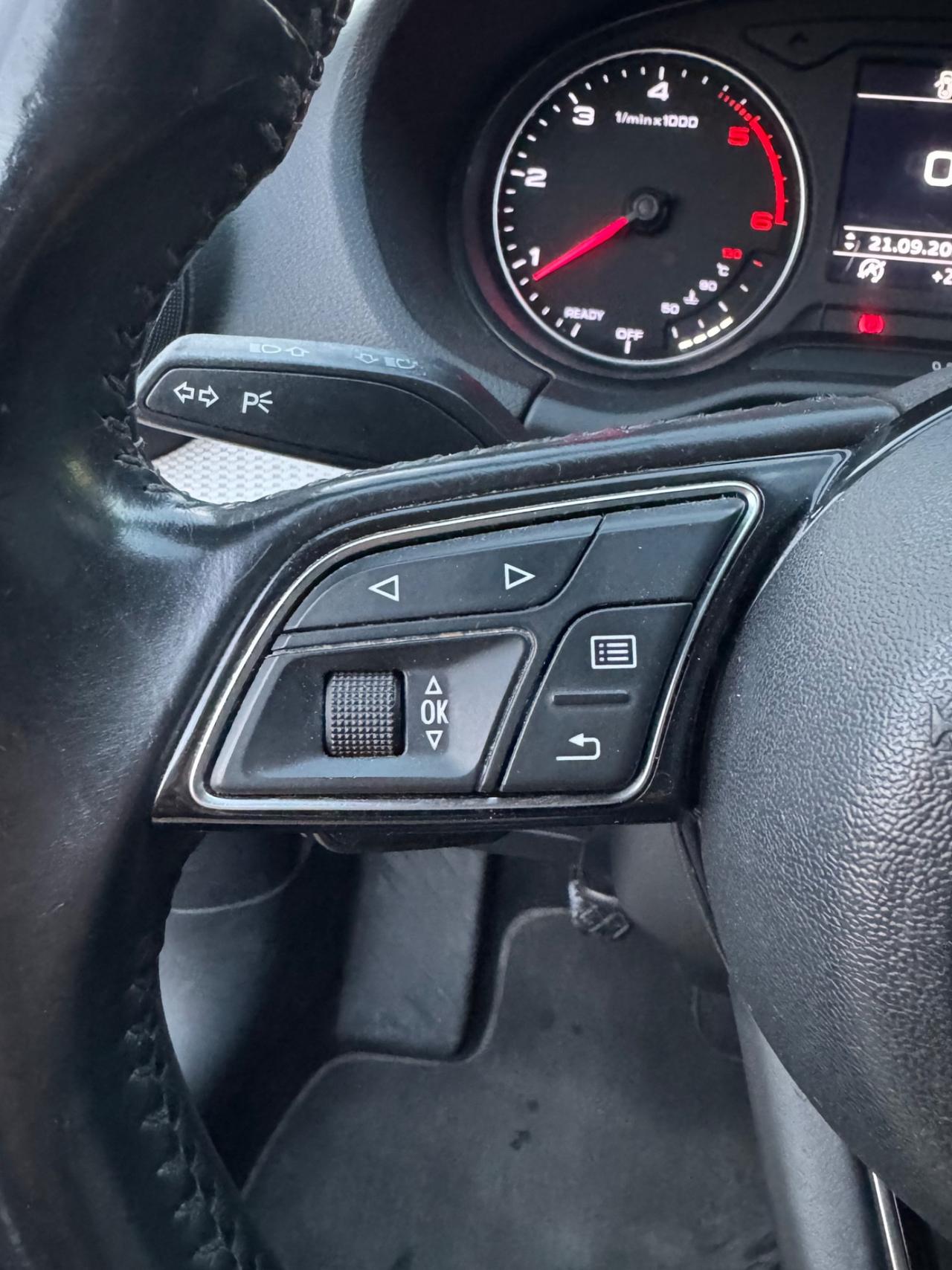 Audi Q2 1.6 TDI TOTAL BLACK