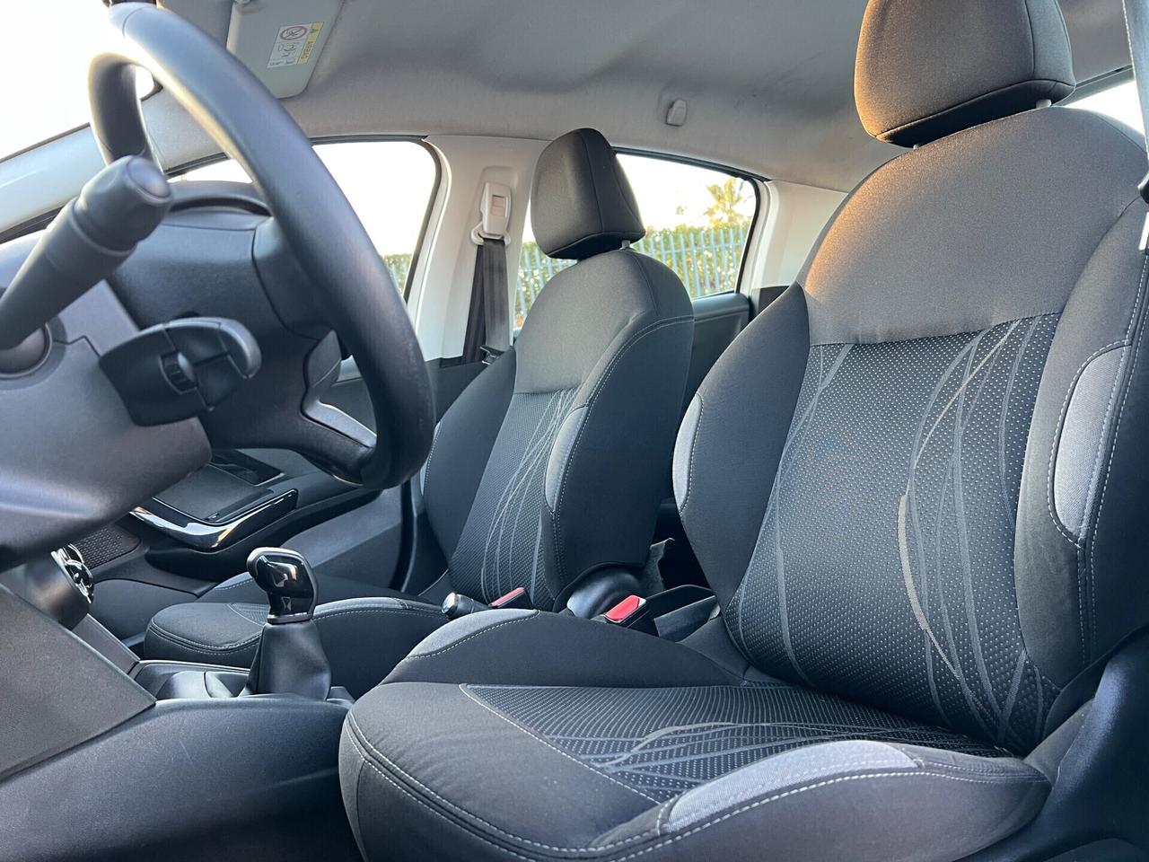 Peugeot 208 1.2 Benzina 82cv 5P. Allure - 2014
