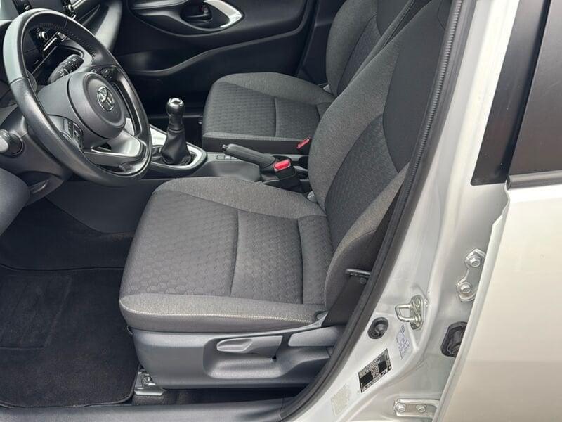 Toyota Yaris Yaris 1.0 5 porte Active