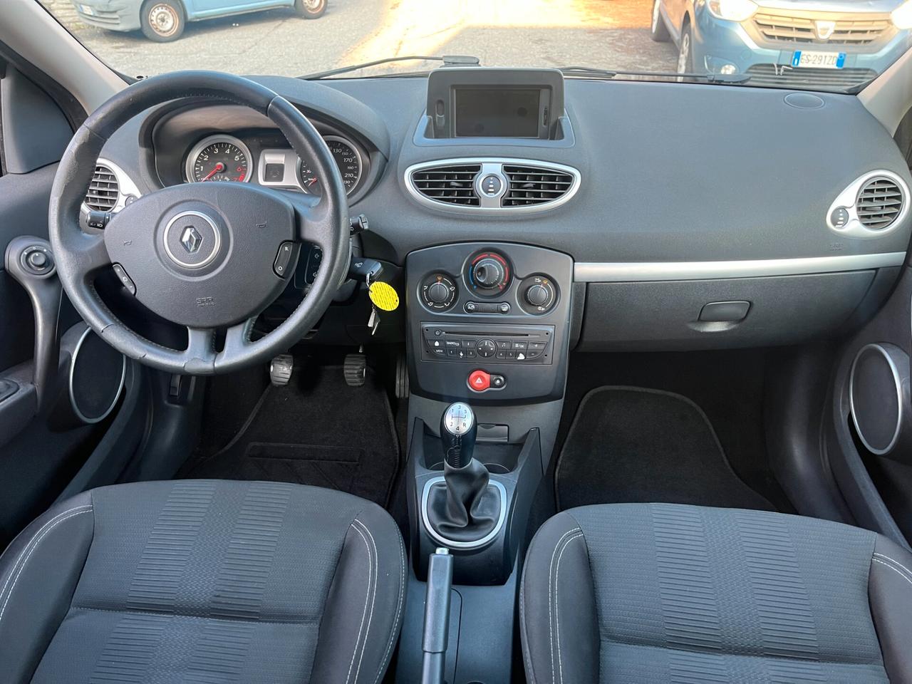 Renault Clio 1.2 16V SporTour Dynamique