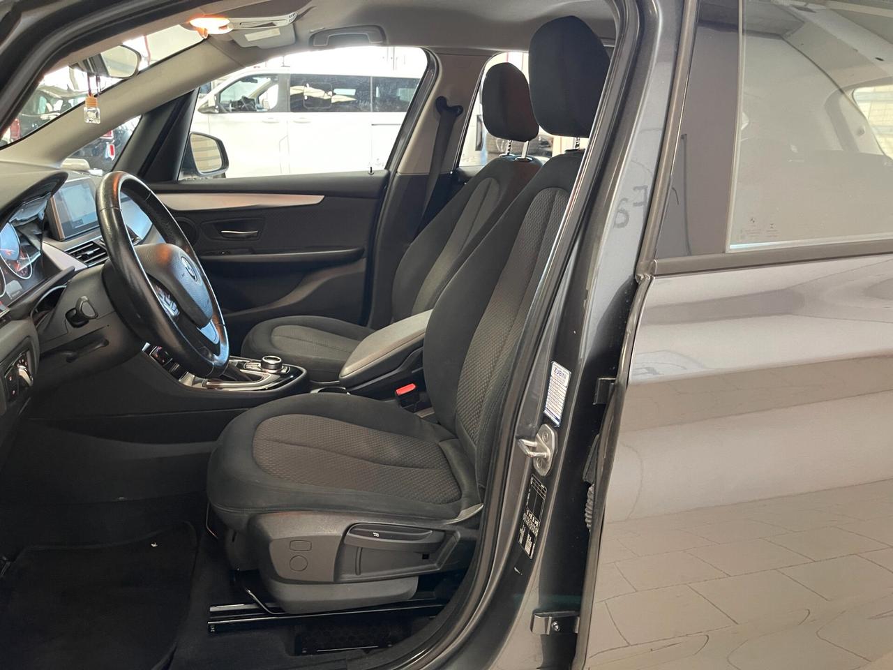 Bmw 2er Active Tourer 218 d Advantage c.auto-LEGGI SOTTO
