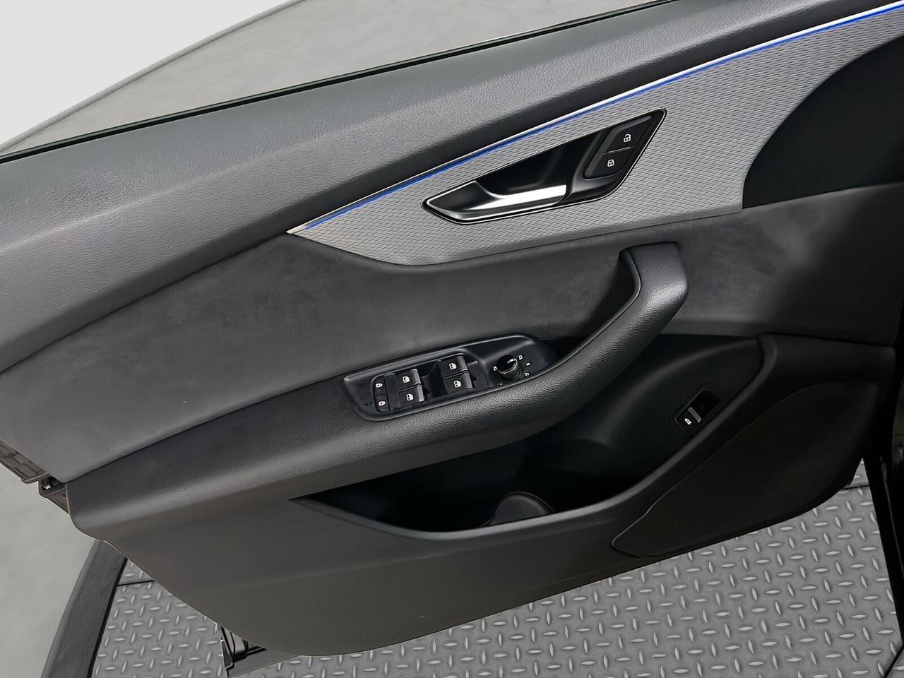 Audi Q8 SUV 50 TDI 286 CV quattro tiptronic S line edition TETTO 2023