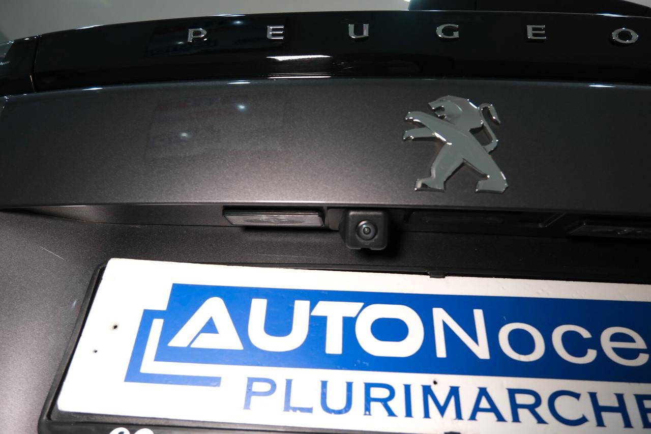 *PEUGEOT 2008 1200T 130cv EAT8 ALLURE* - Automatica