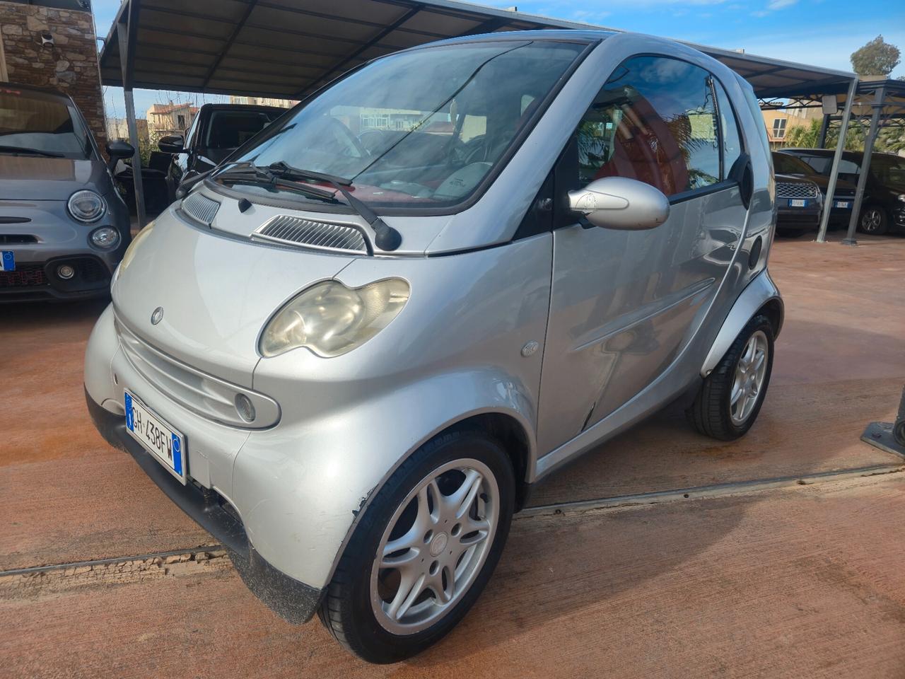 Smart 700 city-coupé pulse
