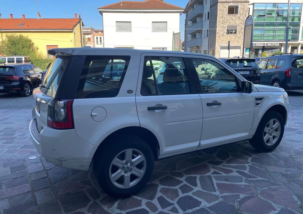 Land Rover Freelander 2.2 SD4 S.W. SE