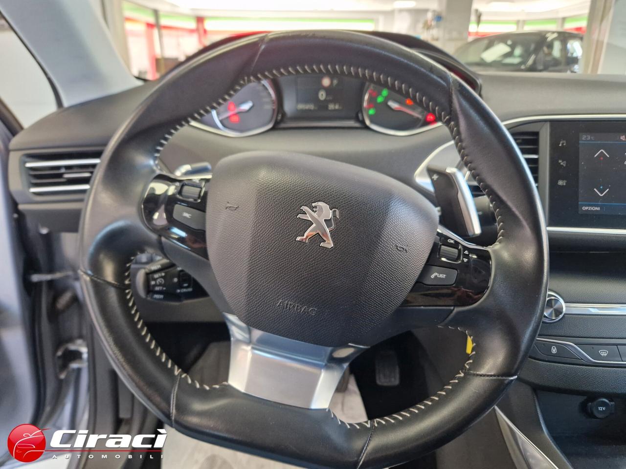 Peugeot 308 BlueHDi 130 EAT8 Business