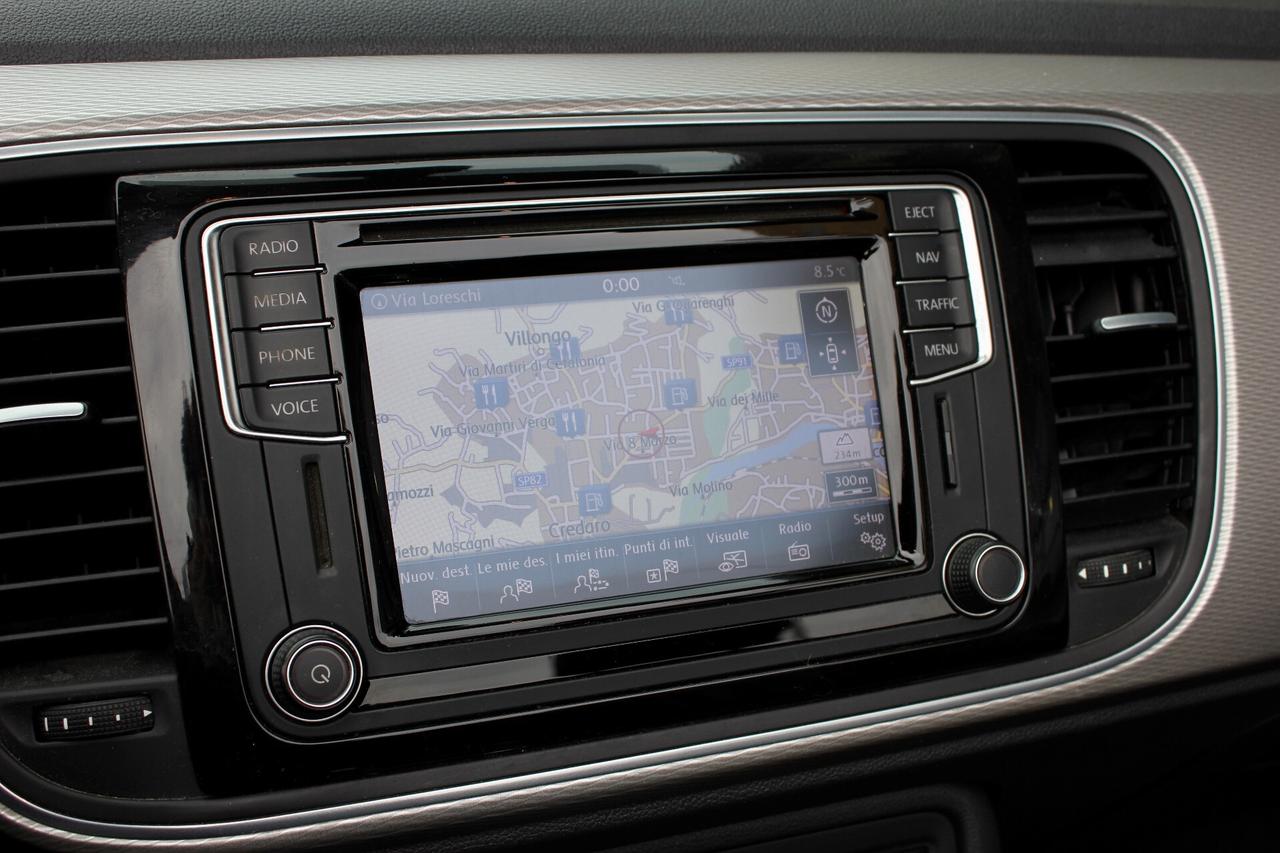 Volkswagen Maggiolino Cabrio 1.2 TSI DSG FULL LED SEDILI RISC