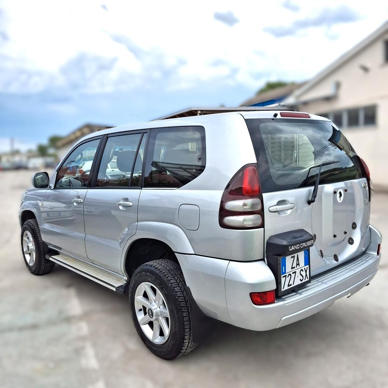 Toyota Land Cruiser 3.0 D-4D 16V cat 5 porte Sol